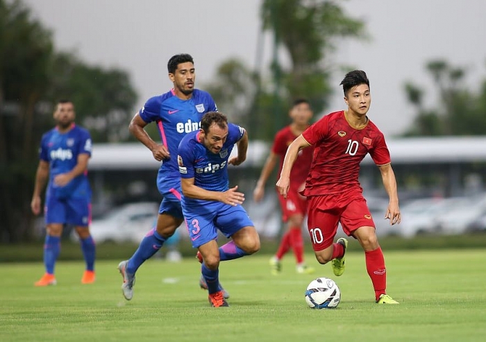 martin lo ghi ban u22 viet nam thang doi bong hang dau hong kong
