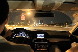 khoi to tai xe taxi gay tai nan hiep dam be gai 11 tuoi