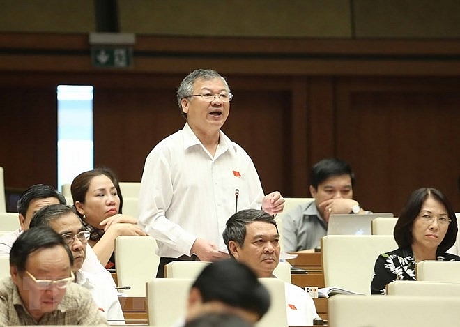 Trưởng đoàn ĐBQH tỉnh Đồng Nai xin thôi nhiệm vụ vì... hoàn cảnh khó khăn truong doan dbqh tinh dong nai ho van nam xin thoi nhiem vu vi hoan canh kho khan