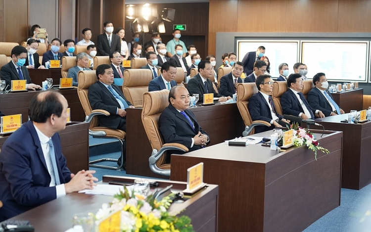 Trung tâm Thông tin chỉ đạo điều hành và Hệ thống Thông tin báo cáo quốc gia chính thức đi vào hoạt động trung tam thong tin chi dao dieu hanh va he thong thong tin bao cao quoc gia chinh thuc di vao hoat dong