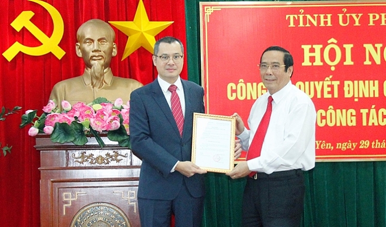 Bộ Chính trị chuẩn y ông Phạm Đại Dương làm Bí thư Tỉnh ủy Phú Yên bo chinh tri chuan y ong pham dai duong lam bi thu tinh uy phu yen
