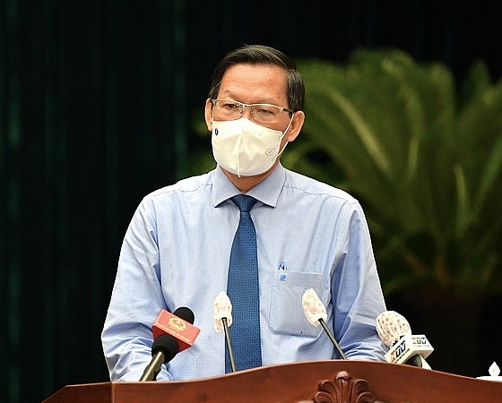 Ông Phan Văn Mãi phát biểu nhận nhiệm vụ sau khi trúng cử (Ảnh: VIỆT DŨNG/SGGP) Ông Phan Văn Mãi phát biểu nhận nhiệm vụ sau khi trúng cử (Ảnh: VIỆT DŨNG/SGGP)