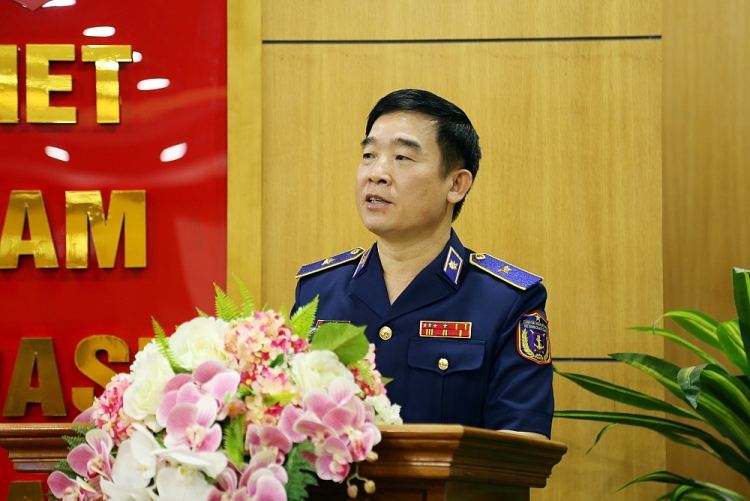 Thi trực tuyến tìm hiểu Luật Cảnh sát biển Việt Nam với nhiều giải thưởng hấp dẫn Thi trực tuyến tìm hiểu Luật Cảnh sát biển Việt Nam với nhiều giải thưởng hấp dẫn