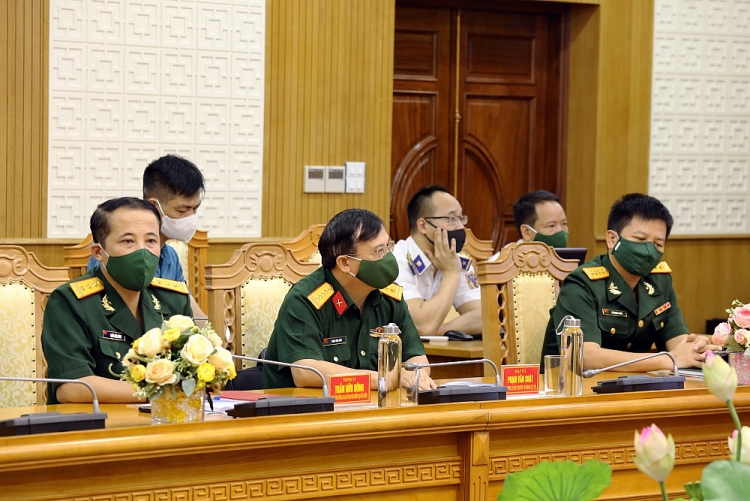 Thi trực tuyến tìm hiểu Luật Cảnh sát biển Việt Nam với nhiều giải thưởng hấp dẫn Thi trực tuyến tìm hiểu Luật Cảnh sát biển Việt Nam với nhiều giải thưởng hấp dẫn