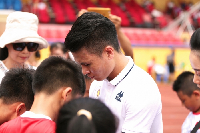 Dàn sao tuyển Việt Nam lần đầu quy tụ tại một chương trình xã hội dan sao tuyen viet nam lan dau quy tu tai mot chuong trinh xa hoi