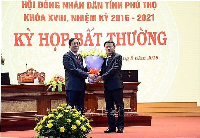 thu tuong phe chuan pho chu tich cac tinh ben tre phu tho