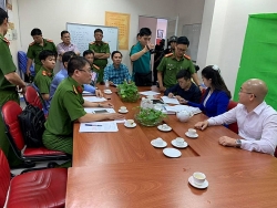 cong an trieu tap nu pho giam doc cong ty alibaba huynh thi ngoc nhu