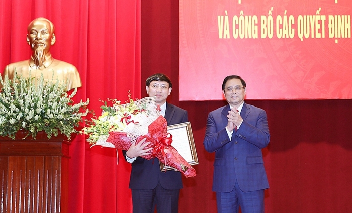 Bộ chính trị, Ban Bí thư chuẩn y nhân sự mới ở Quảng Ninh, Đồng Nai ban bi thu chuan y nhan su moi o quang ninh dong nai