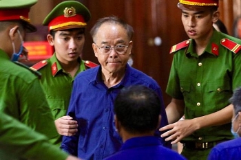 Ông Nguyễn Thành Tài bật khóc, xin lỗi người dân khi nói lời sau cùng