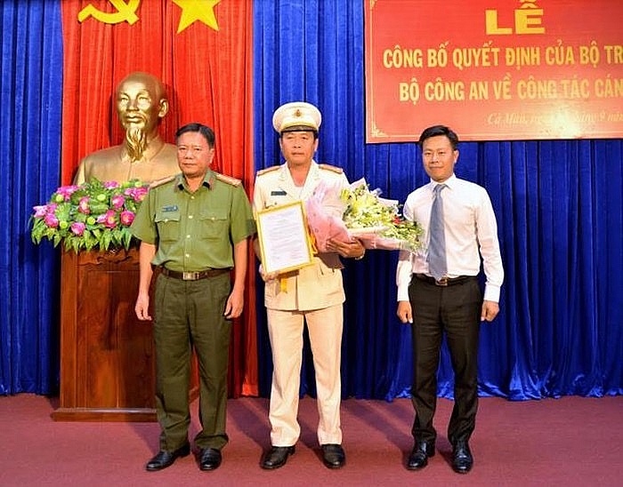 Thượng tá Hồ Việt Triều làm Phó Giám đốc Công an tỉnh Cà Mau thuong ta ho viet trieu lam pho giam doc cong an tinh ca mau
