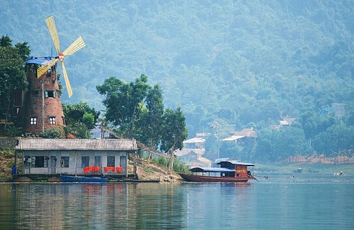 FLC dự kiến khởi công khu du lịch nghỉ dưỡng gần 1.000ha tại Hòa Bình vào năm sau. (Ảnh minh họa) FLC dự kiến khởi công khu du lịch nghỉ dưỡng gần 1.000ha tại Hòa Bình vào năm sau. (Ảnh minh họa)