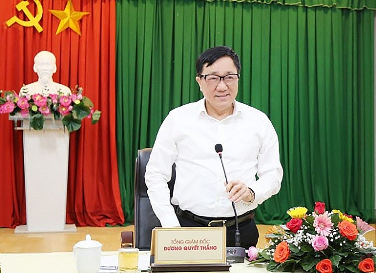 Ông Dương Quyết Thắng tiếp tục giữ chức vụ Tổng Giám đốc Ngân hàng Chính sách xã hội (Ảnh: VGP) Ông Dương Quyết Thắng tiếp tục giữ chức vụ Tổng Giám đốc Ngân hàng Chính sách xã hội (Ảnh: VGP)