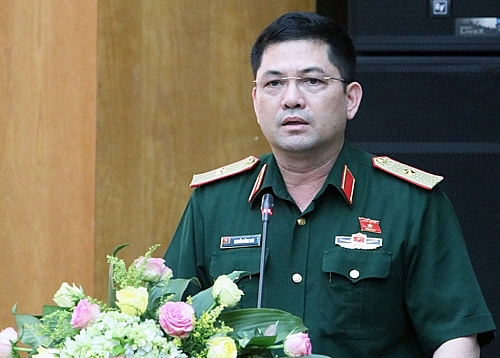 Chân dung Thiếu tướng Nguyễn Hồng Thái - tân Tư lệnh Quân khu 1 chan dung thieu tuong nguyen hong thai tan tu lenh quan khu 1