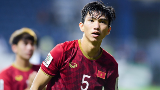 Đoàn Văn Hậu có về hội quân để tham dự VCK U23 châu Á 2020? doan van hau bat ngo phu phang voi thay park