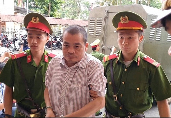 Gian lận điểm thi Hà Giang: Đề nghị phạt người chủ mưu 8-9 năm tù gian lan diem thi ha giang de nghi phat nguoi chu muu 8 9 nam tu