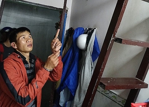 Trộm 3,5 tỷ đồng của công ty cũ, tài xế đưa 2 tỷ cho bạn gái trom 35 ty dong cua cong ty cu tai xe dua 2 ty cho ban gai