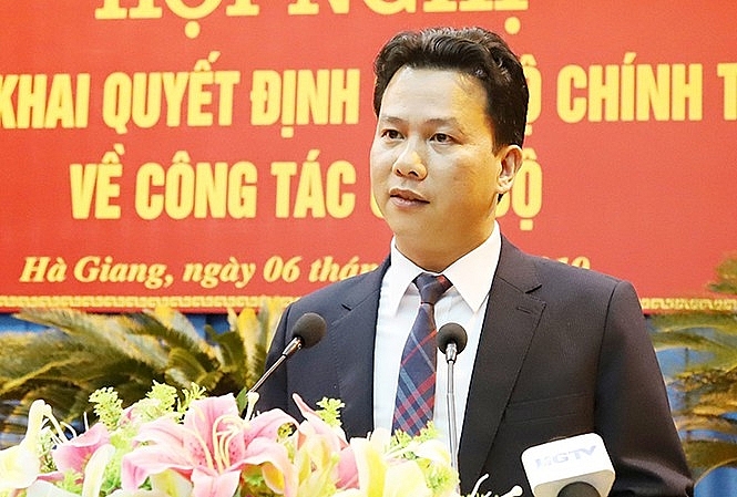 uy ban thuong vu quoc hoi trien khai cong tac nhan su