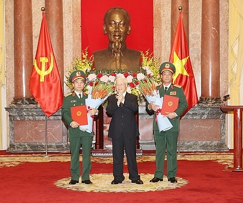 Hai sĩ quan được thăng quân hàm Thượng tướng hai si quan duoc thang quan ham thuong tuong