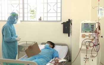 Giảm gánh nặng chi phí y tế cho người bệnh mãn tính trong điều kiện phòng, chống COVID-19