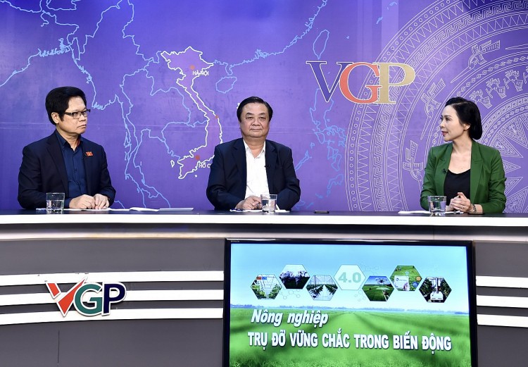 Tọa đàm “Nông nghiệp: Trụ đỡ vững chắc trong biến động” do Cổng TTĐT Chính phủ tổ chức chiều 28/10 (Ảnh: VGP/Nhật Bắc) Tọa đàm “Nông nghiệp: Trụ đỡ vững chắc trong biến động” do Cổng TTĐT Chính phủ tổ chức chiều 28/10 (Ảnh: VGP/Nhật Bắc)