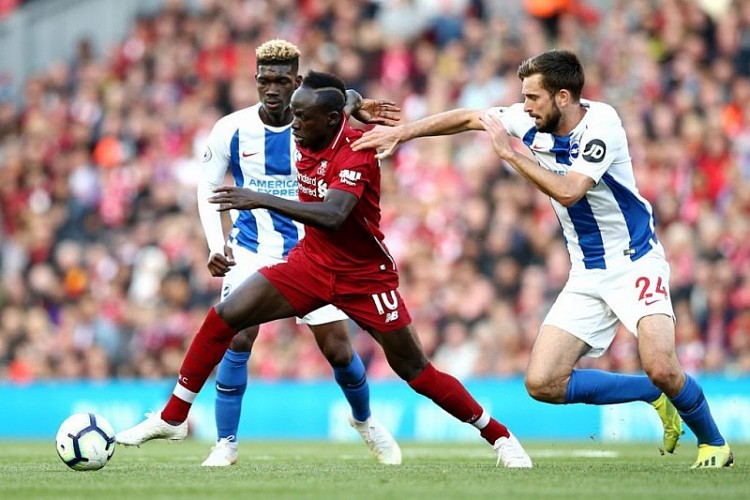 Liverpool (đỏ) đang có phong độ cực tốt Liverpool (đỏ) đang có phong độ cực tốt