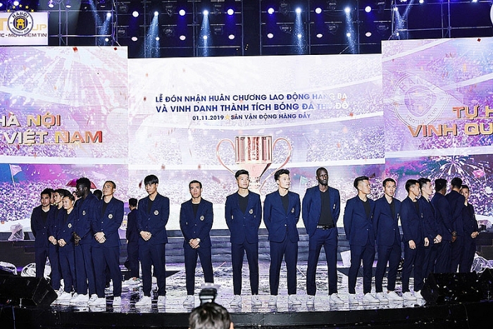 Cầu thủ Hà Nội FC lên tuyển muộn, lãnh đạo VFF nói gì? cau thu ha noi fc len tuyen muon lanh dao vff noi gi