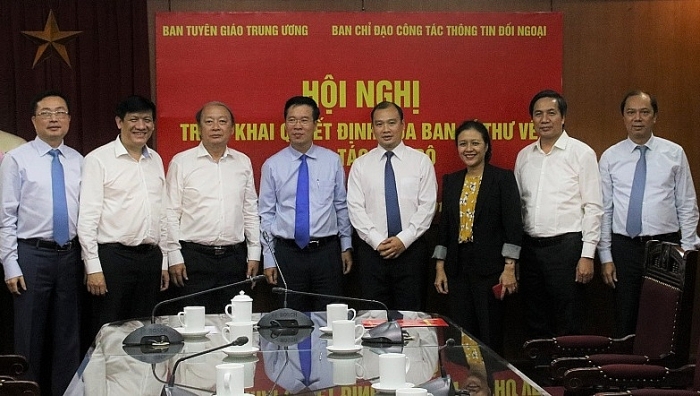 Ông Lê Hải Bình làm Phó Trưởng ban Chuyên trách về thông tin đối ngoại ban tuyen giao trung uong co nhan su moi