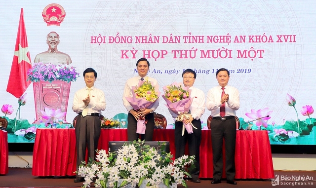 chan dung 2 tan pho chu tich ubnd tinh nghe an bui dinh long va hoang nghia hieu