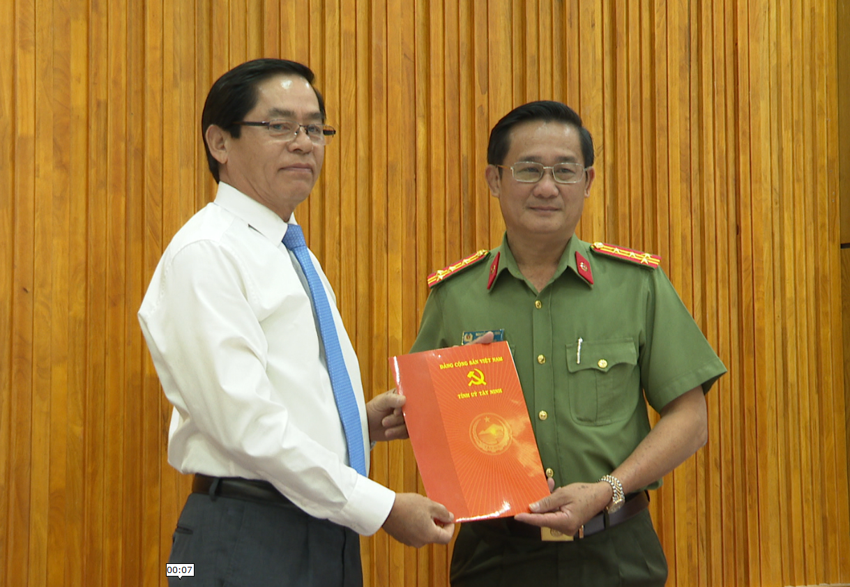 Nhân sự, lãnh đạo mới Tỉnh uỷ Hải Dương, Tây Ninh, Sơn La nhan su lanh dao moi tinh uy hai duong tay ninh son la