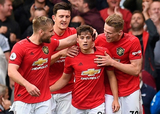 Xem Sheffield Utd vs MU kênh nào, link trực tiếp? link xem truc tiep sheffield utd vs mu 23h30 2411 ngoai hang anh