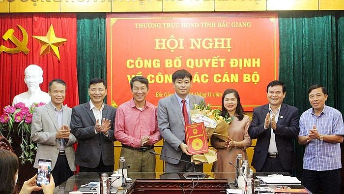 Tin điều động, bổ nhiệm nhân sự mới tại Bắc Giang, Đắk Lắk Tin điều động, bổ nhiệm nhân sự mới tại Bắc Giang, Đắk Lắk