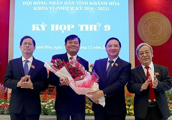 khanh hoa ninh binh co nhan su lanh dao moi