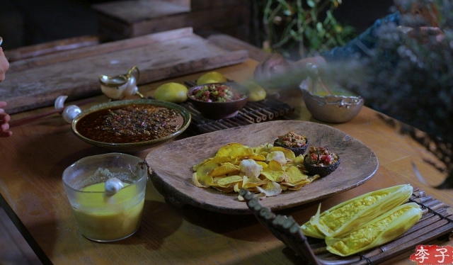 "Tiên nữ" Lý Tử Thất bất ngờ bị tẩy chay vì lý do "khó đỡ" tien nu ly tu that bat ngo bi tay chay vi ly do kho do