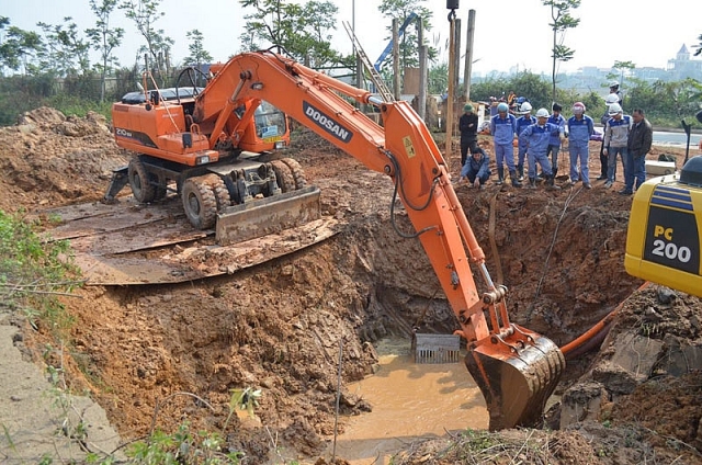 Hàng vạn hộ dân Hà Nội bị cắt nước từ 22h00 ngày 19/12 hang van ho dan ha noi bi cat nuoc tu 22h00 ngay 1912
