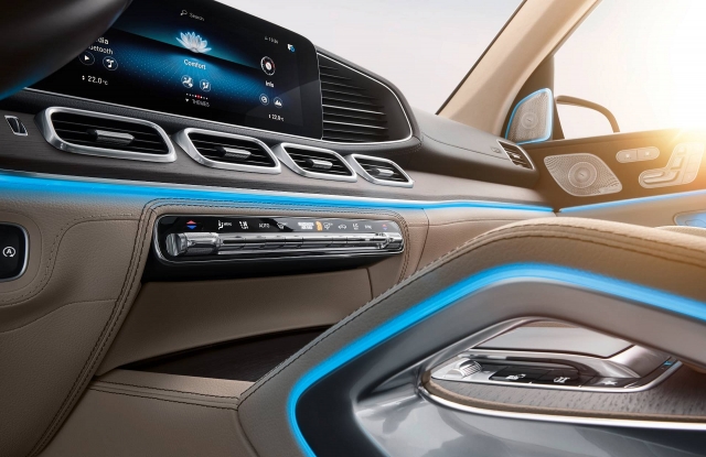 Vụ xe sang Mercedes dính “mùi mốc”: Hãng phải bồi thường cho 2,5 triệu chủ xe vu xe sang mercedes dinh mui moc hang phai boi thuong cho 25 trieu chu xe