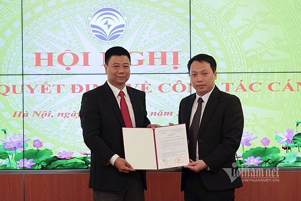 Ông Đỗ Công Anh nhận nhiệm vụ điều hành Cục Tin học hóa (Ảnh: Trọng Đạt)