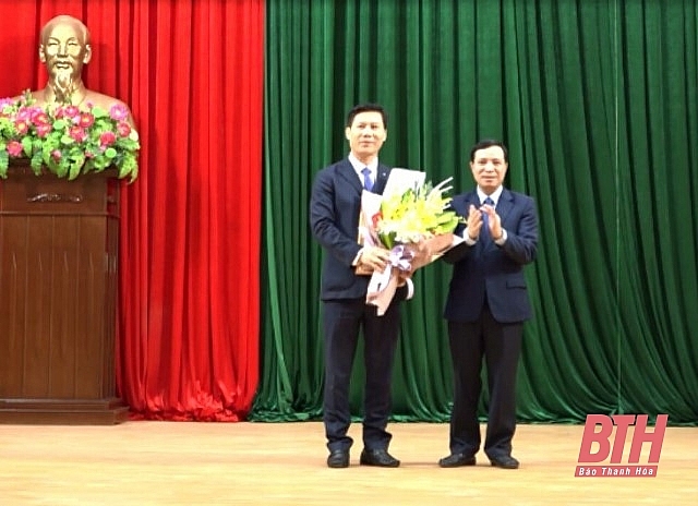 Hòa Bình, Thanh Hóa, Phú Yên bổ nhiệm nhân sự, lãnh đạo mới Hòa Bình, Thanh Hóa, Phú Yên bổ nhiệm nhân sự, lãnh đạo mới