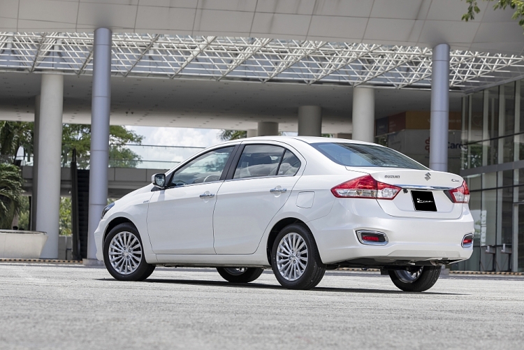 Ciaz mới tiên phong loạt công nghệ hiện đại trong phân khúc B-sedan Ciaz mới tiên phong loạt công nghệ hiện đại trong phân khúc B-sedan