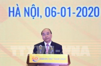 政府总理阮春福出席2020年东盟轮值主席年启动仪式
