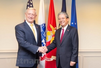 越南驻美国大使范光荣会见美国国防部长詹姆斯•马蒂斯