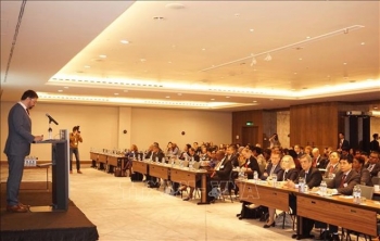 越南代表赴捷克出席第九届公共部门国际会议