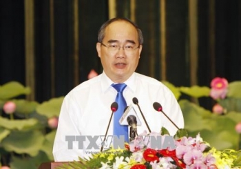 胡伯伯发出爱国竞赛号召70周年纪念活动在各地举行