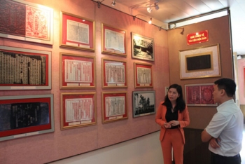“阮朝木板-世界资料遗产中的越南国号与京都变迁史”展拉开帷幕