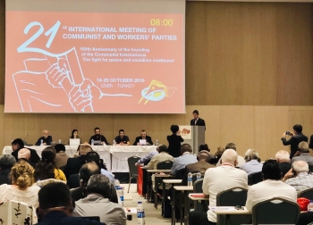 越南共产党代表团出席第21次共产党和工人党国际会议