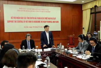 携手为中部地区灾民献上爱心