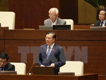 越南财政部长丁进勇：确保财政赤字控制在国会允许范围内
