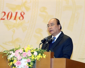 政府与各地方全国会议圆满落幕
