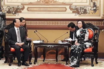 胡志明市与中国重庆市加强合作