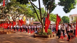 phu tho truong tieu hoc le dong doi moi phuong phap day hoc lay hoc sinh lam trung tam