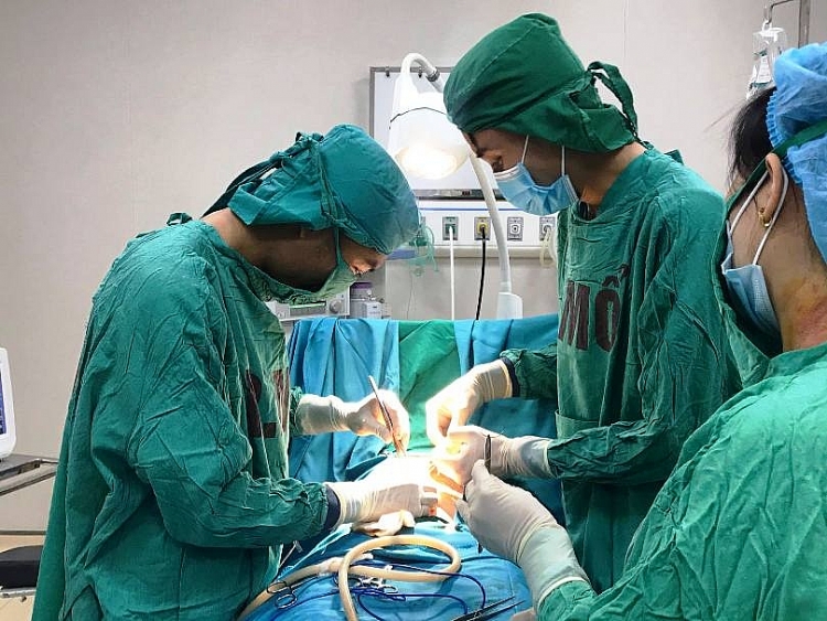 Bệnh viện đa khoa thị xã Phú Thọ: Thực hiện tốt nhiều kỹ thuật chuyên sâu khám chữa bệnh Bệnh viện đa khoa thị xã Phú Thọ: Thực hiện tốt nhiều kỹ thuật chuyên sâu khám chữa bệnh